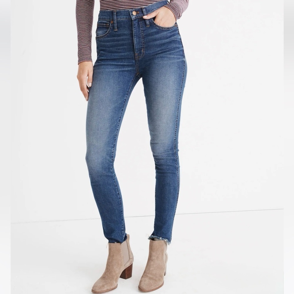 Madewell Women's High Rise Skinny Jeans with Fringed Hem- AA572